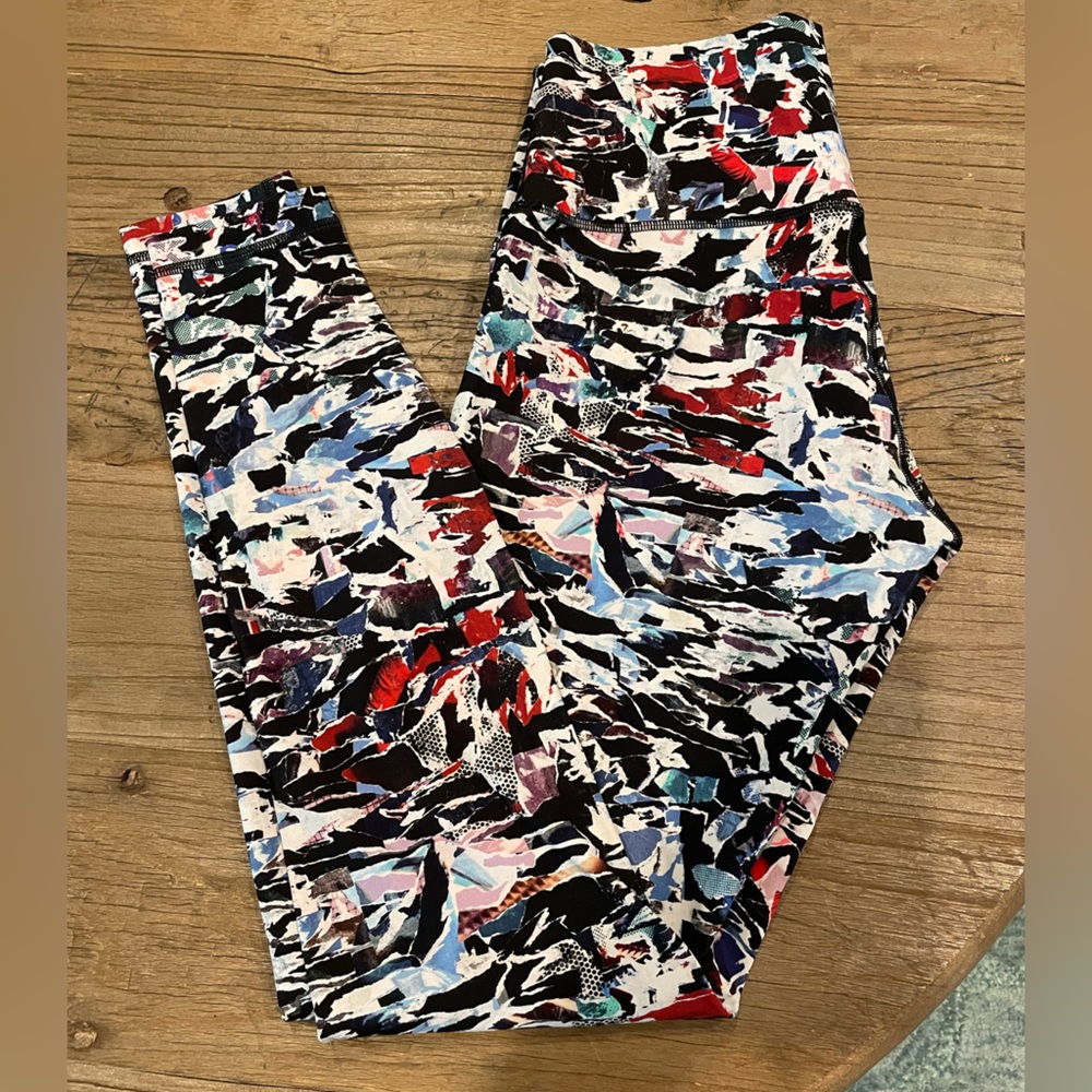 Lululemon Culture Wunder Leggings Nulux Size 6
